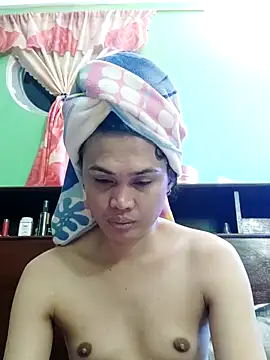 QueenSoreal online show from October 22, 4:09 pm