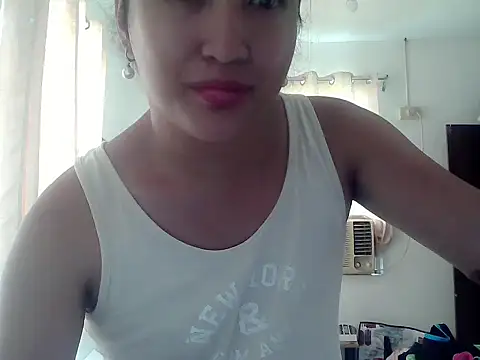 bigcockkyla online show from March 7, 4:29 am