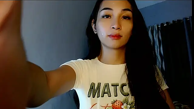 SweetLilly 18 online show from July 21, 2:36 am