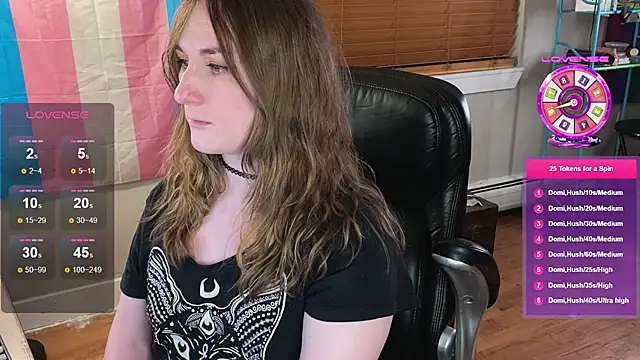 luluvaladon online show from February 20, 6:37 am