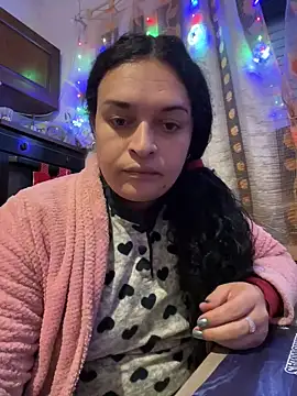 luanadigarda online show from December 28, 3:59 pm