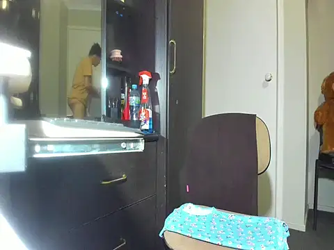 Angelchezcka online show from April 20, 11:56 am