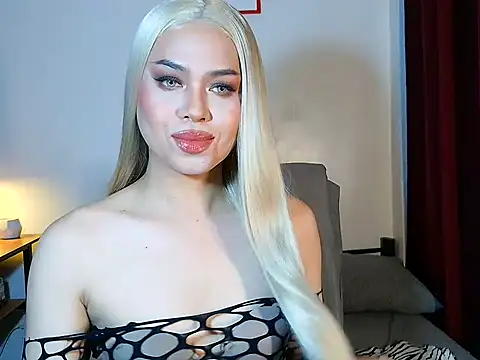 MistressLuna1 online show from April 28, 6:12 pm