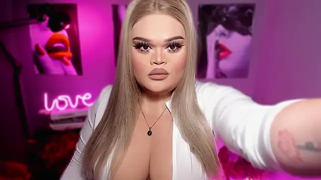 KarolinaThompson online show from November 2, 7:28 am