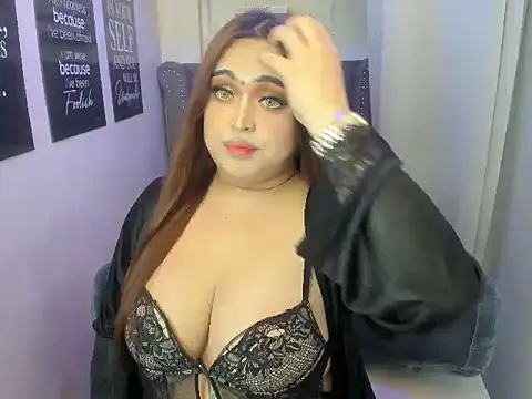 YourGirlfriendMegann online show from December 5, 8:20 am