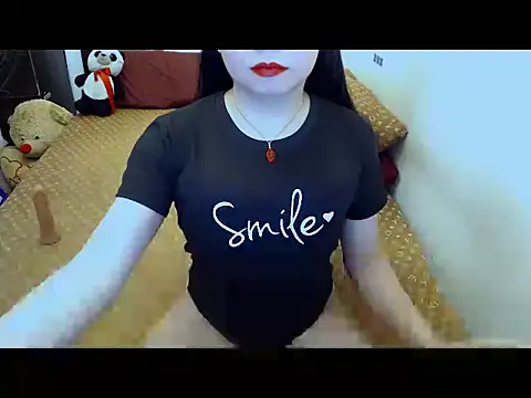 Snapshot of VeryFeminineTrans chatting on October 19, 4:10 pm VeryFeminineTrans online show from October 19, 4:10 pm