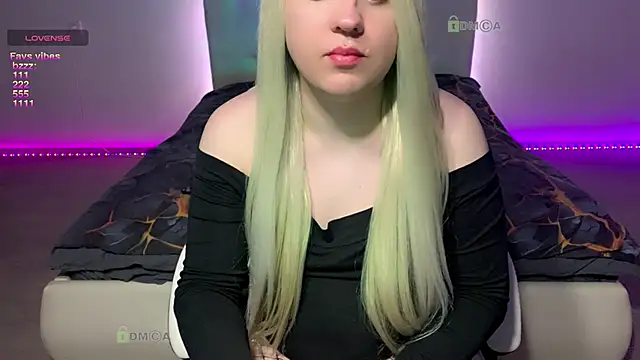 camsmiley online show from December 21, 5:02 am