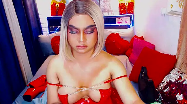 Snapshot of TsGoddessNhicolle chatting on January 26, 11:39 pm TsGoddessNhicolle online show from January 26, 11:39 pm