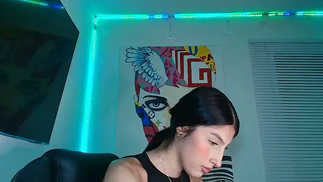 valeria gonzales  online show from March 14, 2:15 am