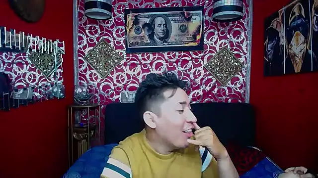 shannentrans online show from April 24, 3:42 am