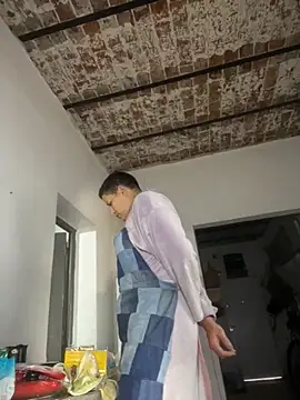 Alicbranca online show from April 16, 1:11 pm