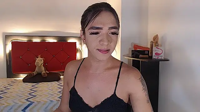 Snapshot of sofiaxdollxxx chatting on October 5, 4:06 pm sofiaxdollxxx online show from October 5, 4:06 pm