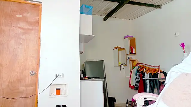 the queen aleja online show from March 28, 2:52 pm