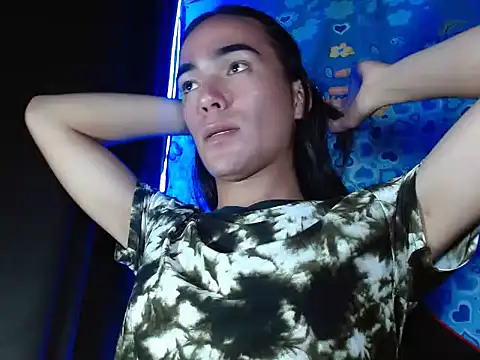 Snapshot of sexysassymirax chatting on January 27, 5:25 am sexysassymirax online show from January 27, 5:25 am