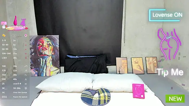 FynestBeatrice online show from February 8, 5:13 am
