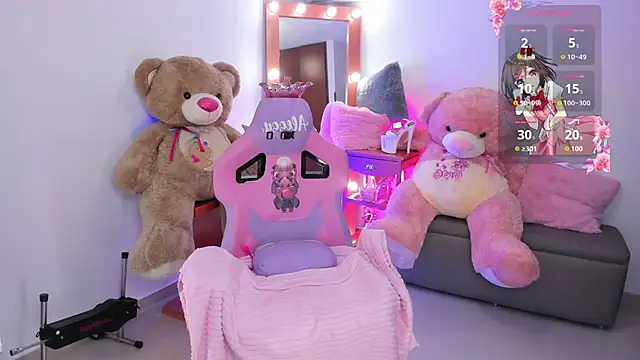 alessandrathedoll online show from November 10, 7:15 pm