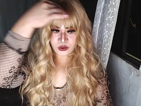 Hugeladycockmarga online show from February 4, 11:37 am