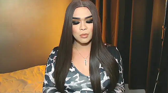 Snapshot of VictoriaEliz chatting on February 4, 11:05 am VictoriaEliz online show from February 4, 11:05 am