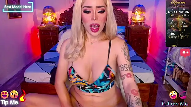 Magnificent Goddess online show from December 16, 6:40 am