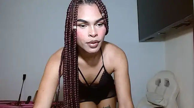  diamondpamela online show from March 11, 1:05 am