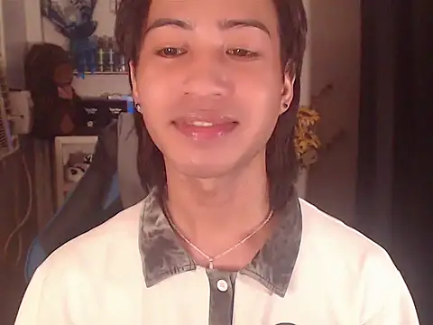 Lemonadexxx online show from April 24, 4:10 pm