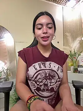 HotstuffCherrySummer online show from April 21, 8:21 am