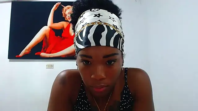 Snapshot of khendraDab chatting on September 29, 11:59 pm khendraDab online show from September 29, 11:59 pm