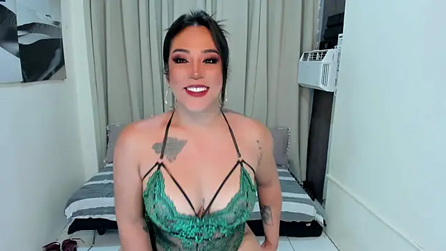 Snapshot of DbigloadTs chatting on September 27, 6:22 am DbigloadTs online show from September 27, 6:22 am