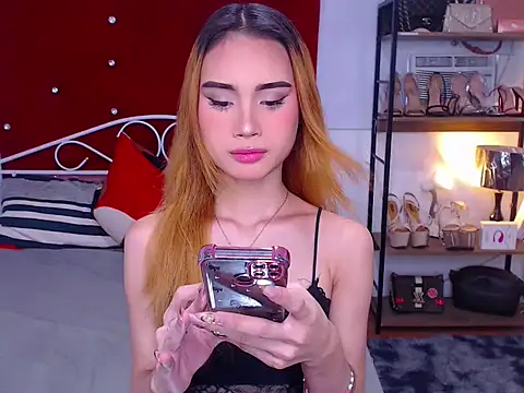 MeatyhorsecockMistress online show from February 1, 9:30 am