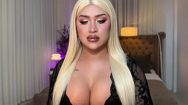 Your Majesty Tyra online show from October 4, 5:08 am