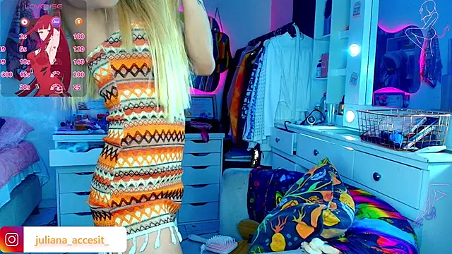 caroline cossei online show from April 21, 2:51 am