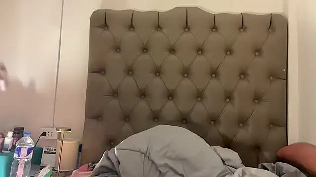 ehotlovea  online show from February 21, 4:26 am