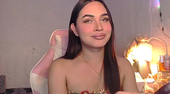 Snapshot of Ashely_Lewis chatting on February 7, 12:06 pm Ashely Lewis online show from February 7, 12:06 pm