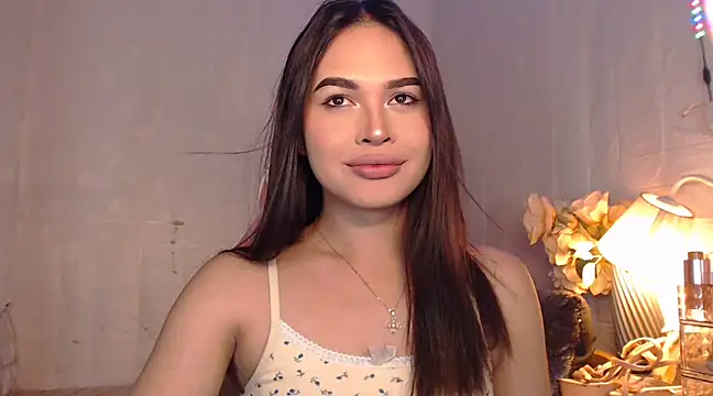 Snapshot of Ashely_Lewis chatting on March 2, 6:35 pm Ashely Lewis online show from March 2, 6:35 pm