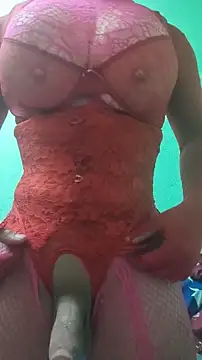 Snapshot of ElisyaHijabDoll chatting on December 6, 6:22 pm ElisyaHijabDoll online show from December 6, 6:22 pm