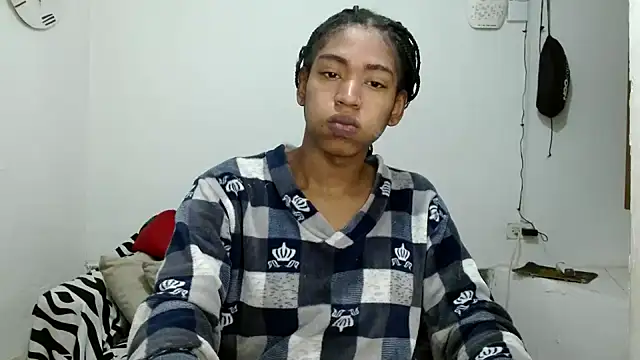 angelamarie1 online show from April 21, 11:50 am