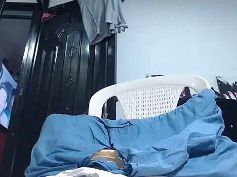 pamelabigcock69 online show from September 26, 12:07 am