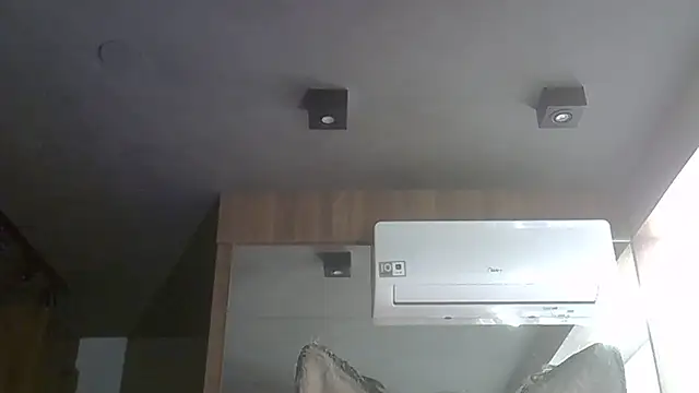 Skinny-Kitten online show from November 29, 1:40 am