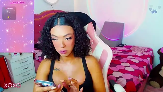 Tanedra collings online show from February 9, 2:07 am