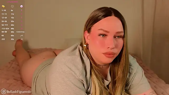 IsabellaFigueredo   online show from April 26, 1:14 am