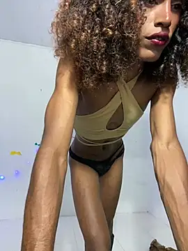 lau sil online show from March 8, 2:04 am